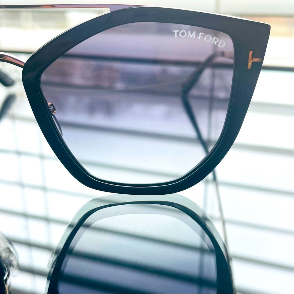New Tom Ford Sunglasses - Picture 8 of 12